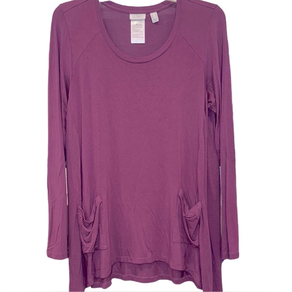 LOGO by Lori Goldstein Size M Berry Wine V-neck Tee Long Sleeves Pocket Detail
